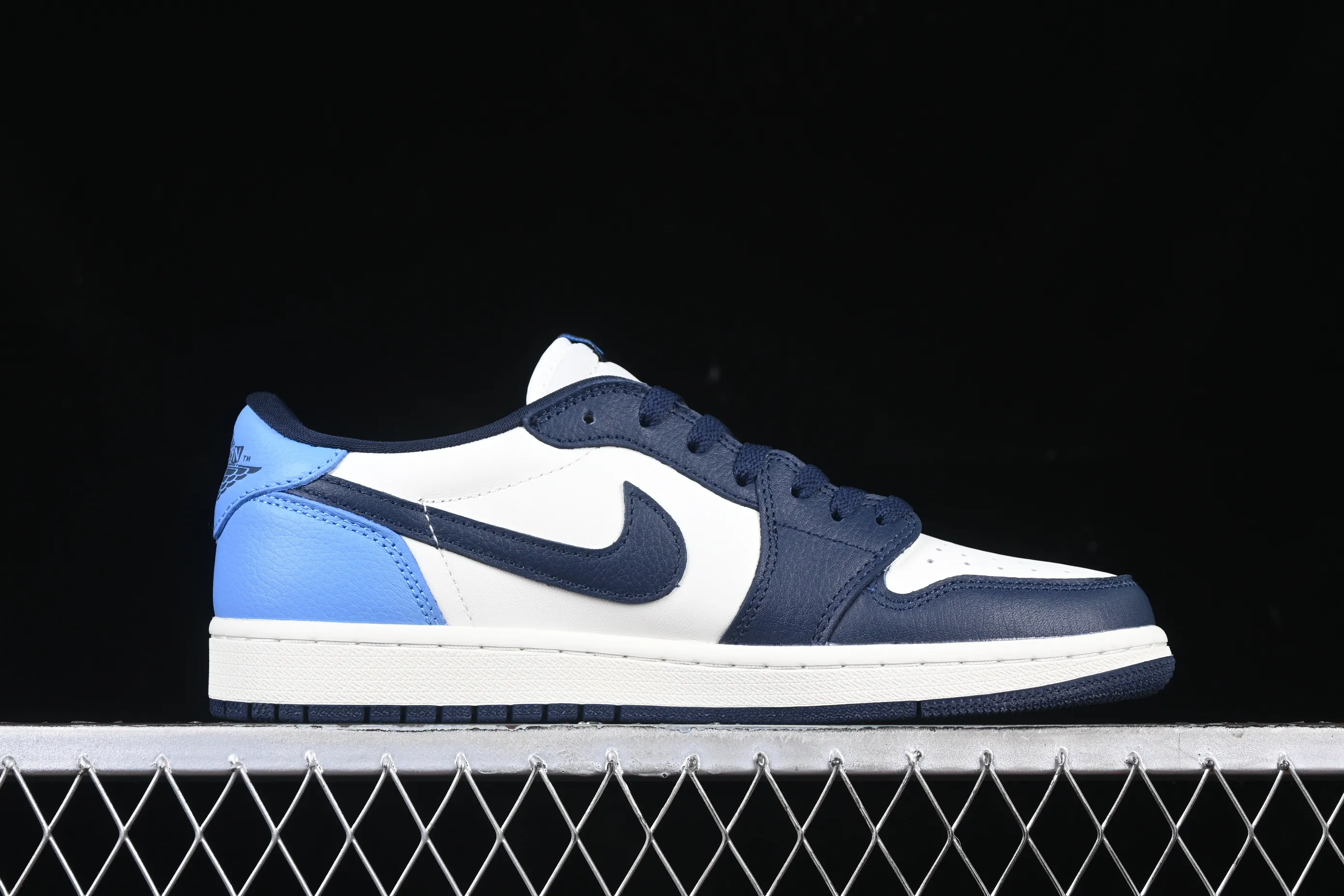 All categories Air Jordan Jordan series basketball shoes Air Jordan 1 Low Air Jordan 1 Low OG "Obsidian" AJ1 Joe 1 Obsidian low-top cultural basketball shoes CZ0790-400